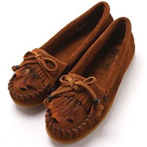 Minnetonka Feather Moccasins